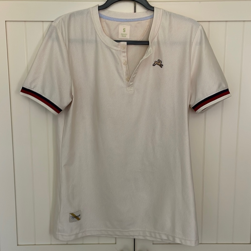Used Men’s Tracksmith Van Cortland Henley short sleeve tee size S